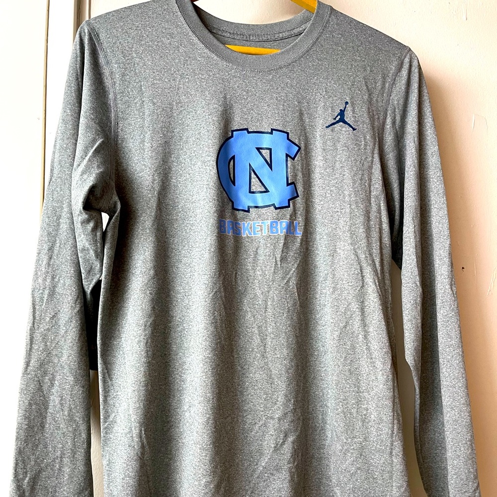 Nike Dri Fit Air Jordan North Carolina Mens Sz S